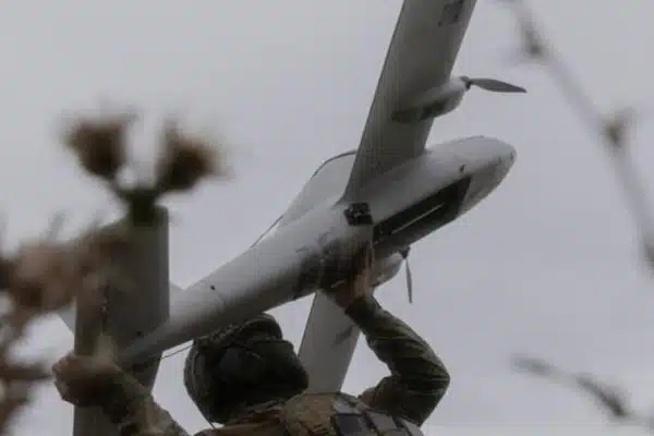 এক রাতের মধ্যে ইউক্রেনের ১৯৩টি ড্রোন ভূপাতিত করার দাবি করেছে রাশিয়ার সেনাবাহিনী।