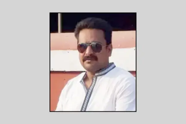 বাগেরহাটে এক সাংবাদিককে কুপিয়ে হত্যা করেছে দুর্বৃত্তরা।