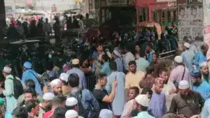 ইবতেদায়ি মাদ্রাসা শিক্ষকদের সঙ্গে পুলিশের সংঘর্ষের ঘটনা ঘটেছে।