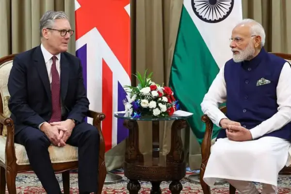 দ্বিপাক্ষিক অংশীদ্বারিত্বকে আরো মজবুত করার লক্ষ্যে যৌথ সফরে আগ্রহী ভারত ও যুক্তরাজ্য।