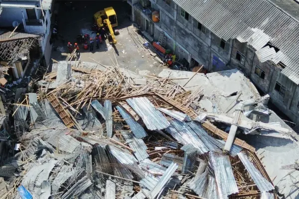 মৃত্যুর সংখ্যা বেড়ে অন্তত ৪৯ জনে দাঁড়িয়েছে।