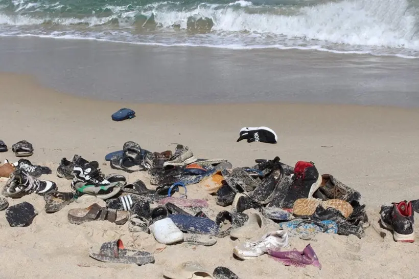 তিউনিসিয়ার সীমান্তবর্তী জুয়ারা থেকে রাস ইজদির পর্যন্ত উপকূলীয় এলাকায় এসব মরদেহ পাওয়া গেছে।