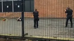 ম্যানচেস্টারে ইহুদি ধর্মাবলম্বীদের উপাসনালয়ে হামলার ঘটনায় অন্তত ২ জন নিহত হয়েছে।