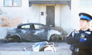 সাসেক্সের পিসহেভেনে একটি মসজিদে আগুন দিয়েছে দুর্বৃত্তরা।