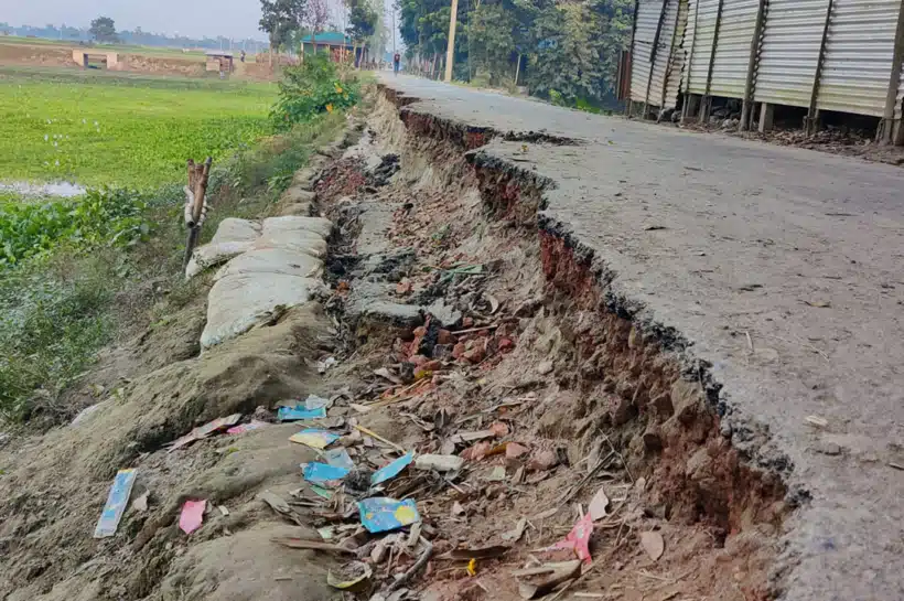 চার মাস আগে নির্মিত প্রায় সোয়া কোটি টাকার পাকা রাস্তা ধসে পড়েছে।