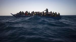 সমুদ্রপথে চলতি বছর ইতালিতে পৌঁছানো অভিবাসীদের তালিকায় শীর্ষে উঠে এসেছে বাংলাদেশ।