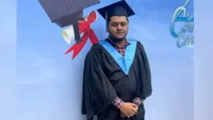 হাত-পায়ের রগ কাটা অবস্থায় এক বিশ্ববিদ্যালয় শিক্ষার্থীর লাশ উদ্ধার করেছে পুলিশ।