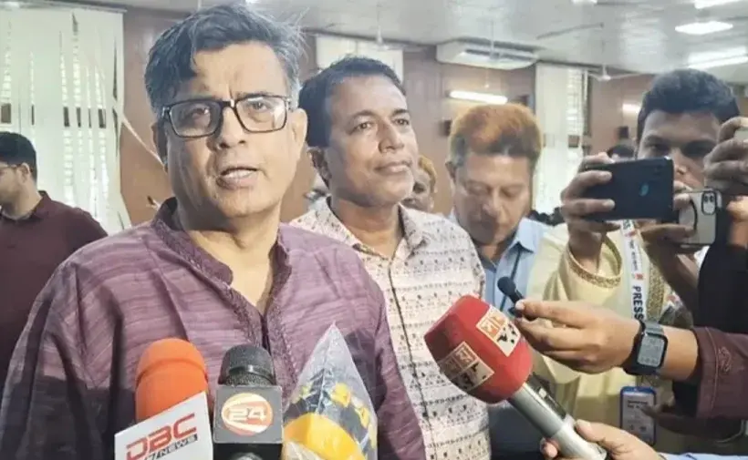 গণভোটের বিষয়ে প্রধান উপদেষ্টা সিদ্ধান্ত নেবেন বলে জানিয়েছেন প্রেস সচিব।