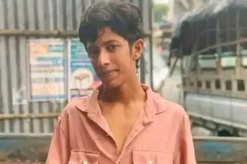 ছুরিকাঘাতে নিহত হয়েছেন ছাত্রদলের দুই নেতা-কর্মী।