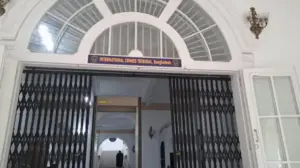 সাবেক ও বর্তমান ২৩ জন সেনা কর্মকর্তার বিরুদ্ধে গ্রেপ্তারি পরোয়ানা জারি করেছে আন্তর্জাতিক অপরাধ ট্রাইব্যুনাল।