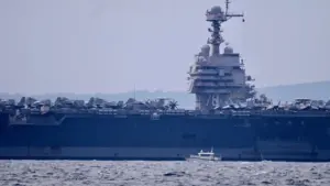 শুক্রবার ভূমধ্যসাগর থেকে বিমানবাহী যুদ্ধজাহাজটি ক্যারিবীয় অঞ্চলে পাঠানোর নির্দেশ দেওয়া হয়।