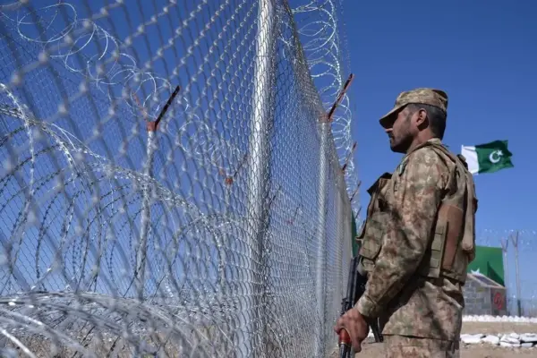 ২০০ জনেরও বেশি তালেবান যোদ্ধা ও সহযোগীকে হত্যা করা হয়েছে বলে জানিয়েছে পাকিস্তান।