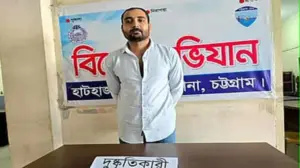 ছাত্রশিবিরের সাবেক এক নেতাকে গ্রেপ্তার করেছে হাটহাজারী থানার পুলিশ।