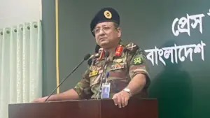 নির্বাচনের পর দেশের পরিস্থিতি স্বাভাবিক হলে সেনাবাহিনী ব্যারাকে ফিরে যাবে।