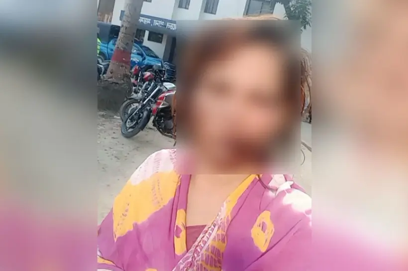 এক নারী নৃত্যশিল্পীকে মারধর ও চুল কেটে মুখে কালি মেখে নির্যাতনের অভিযোগ উঠেছে।