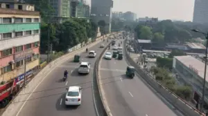 সড়কে যানবাহনের সংখ্যা উল্লেখযোগ্যভাবে কমেছে।