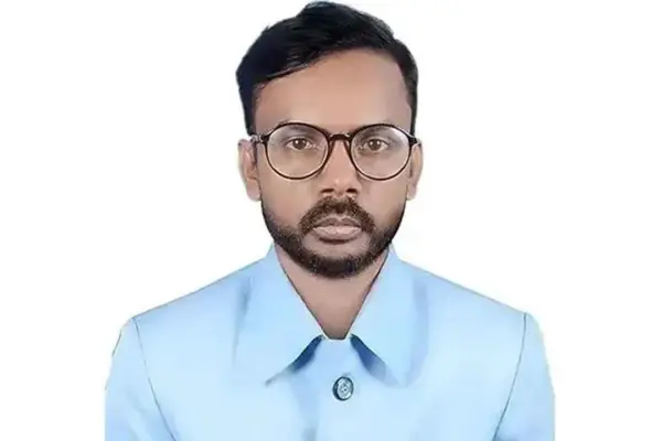 হিরো আলমকে গ্রেপ্তার করেছে পুলিশ।