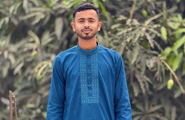 ইতালি যাওয়ার পথে হত্যা করে সাগরে ভাসিয়ে দেওয়া হয়েছে ইমরান খান (২৫) নামের এক বাংলাদেশি যুবককে।