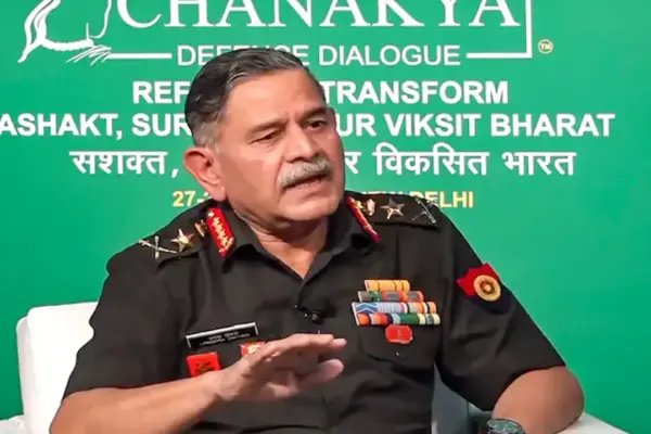 ভারতের সেনাপ্রধান জেনারেল উপেন্দ্র দ্বিবেদী বলেছেন, যে কোনো পরিস্থিতির জন্য প্রস্তুত রয়েছে ভারত।