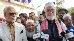 বঙ্গবীর কাদের সিদ্দিকী বলেছেন, শেখ হাসিনা ইউনূসকে আমার আগে চিনতে পেরেছে।