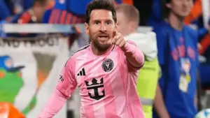 মেসির নৈপুণ্যে মেজর লিগ সকার (এমএলএস) প্লে-অফে প্রথমবারের মতো ফাইনালে উঠেছে ইন্টার মায়ামি।