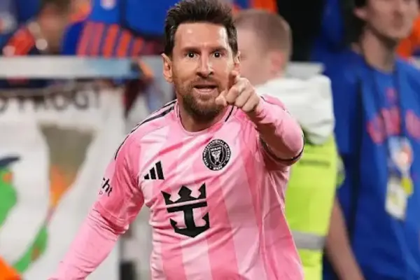 মেসির নৈপুণ্যে মেজর লিগ সকার (এমএলএস) প্লে-অফে প্রথমবারের মতো ফাইনালে উঠেছে ইন্টার মায়ামি।