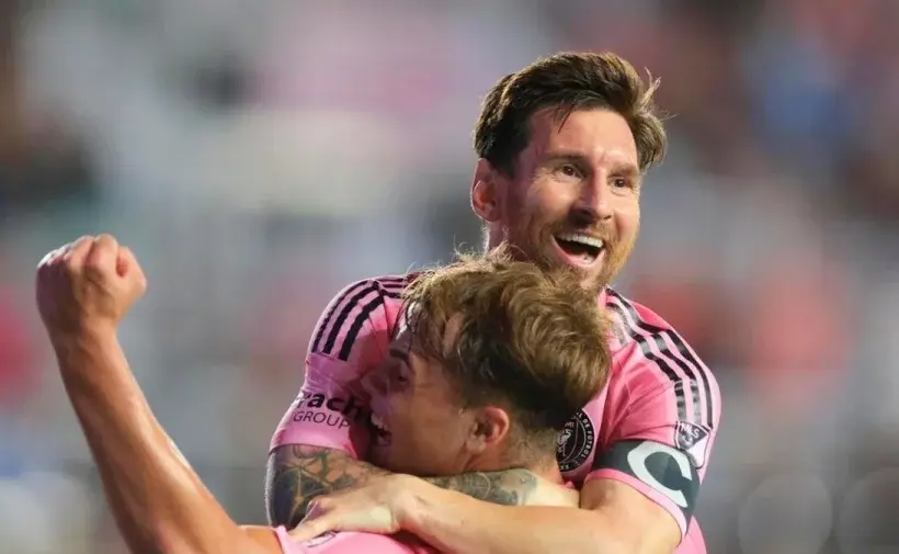 লিওনেল মেসির জাদুতে প্রথমবারের মতো মেজর লিগ সকার (এমএলএস) কাপ প্লে-অফের কনফারেন্স সেমিফাইনালে উঠল ইন্টার মায়ামি।