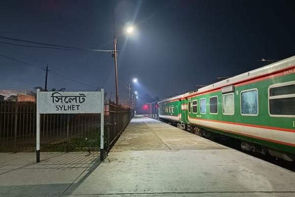 সিলেটে আজ রেলপথ অবরোধ করা হবে।