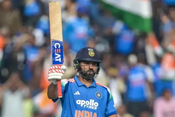 ওয়ানডে ক্রিকেটে সর্বোচ্চ ছক্কার মালিক এখন ভারতের রোহিত শর্মা।