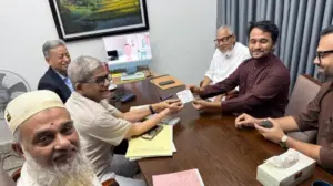 স্নিগ্ধ ভেরিভায়েড ফেসবুক আইডি থেকে পোস্ট দিয়ে নিজের বিএনপিতে যোগ দেওয়ার কারণ জানিয়েছেন।