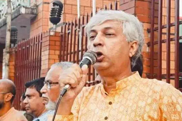 সিপিবি'র সিলেট জেলা শাখার সাধারণ সম্পাদক আনোয়ার হোসেন সুমনকে গ্রেপ্তার করেছে পুলিশ।