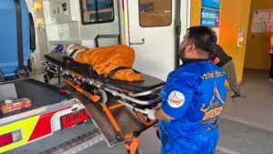 দাহ করার ঠিক আগ মুহূর্তে ৬৫ বছর বয়সী এক নারীকে তাঁর কফিনের ভেতর জীবিত অবস্থায় পাওয়া যায়।