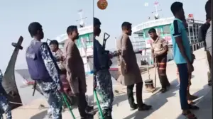 চাঁদা আদায়ের সময় এক ছাত্রদল নেতাসহ তিনজনকে হাতেনাতে আটক করেছে কোস্টগার্ড।