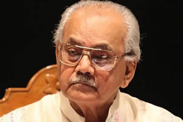 এয়ার ভাইস মার্শাল (অব.) এ কে খন্দকার, বীর উত্তম আর নেই।