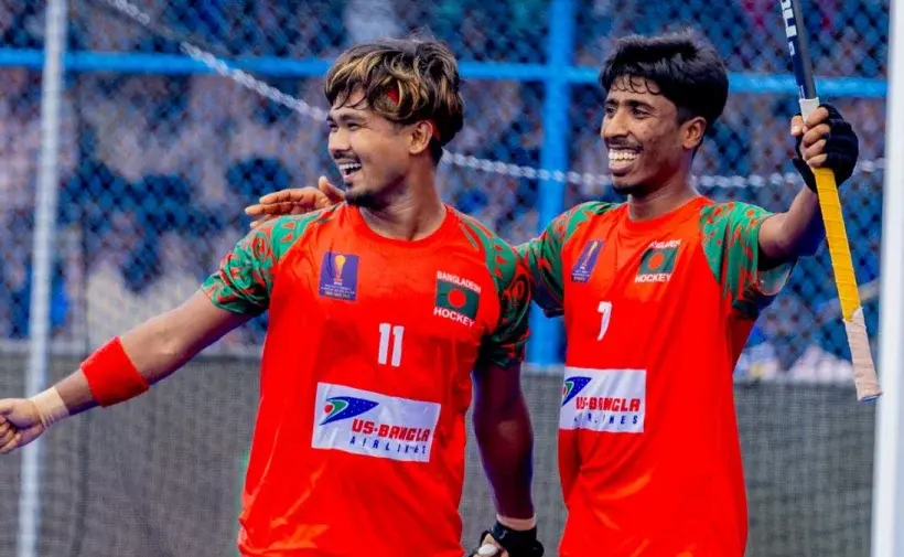 ওমানের জালে রীতিমতো গোল উৎসব করেছে লাল-সবুজের প্রতিনিধিরা।