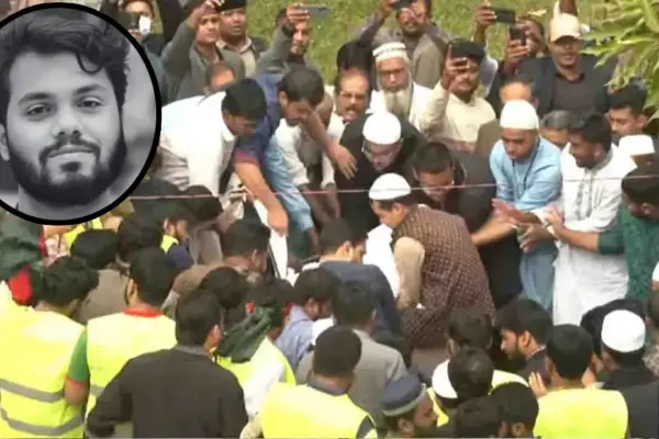 জাতীয় কবি কাজী নজরুল ইসলামের সমাধির পাশে শায়িত হলেন ইনকিলাব মঞ্চের মুখপাত্র শরিফ ওসমান হাদি।