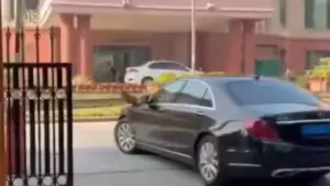 ভারতের পররাষ্ট্র মন্ত্রণালয় বুধবার বাংলাদেশ হাইকমিশনার এম রিয়াজ হামিদুল্লাহকে তলব করেছে।