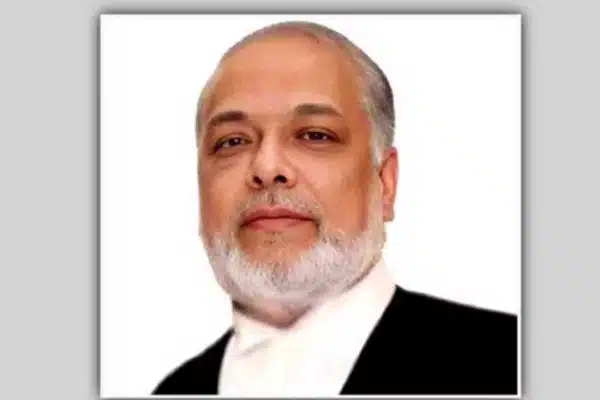 বাংলাদেশের ২৬তম প্রধান বিচারপতি হিসেবে নিয়োগ পেলেন জুবায়ের রহমান চৌধুরী।