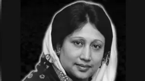 চলে গেলেন বিএনপির চেয়ারপারসন ও সাবেক প্রধানমন্ত্রী খালেদা জিয়া।