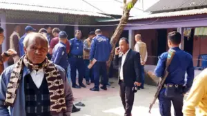 স্বামী-স্ত্রীর গলাকাটা মরদেহ উদ্ধার করেছে পুলিশ।