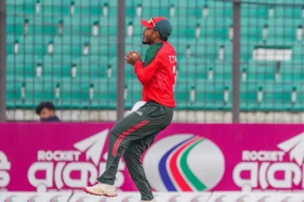 বিশ্বরেকর্ড গড়েছেন তানজিদ হাসান তামিম।