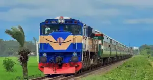 বাংলাদেশ রেলওয়ে পূর্বাঞ্চলে যাত্রীবাহী সব ট্রেনে ভাড়া বাড়ানোর সিদ্ধান্ত নিয়েছে।