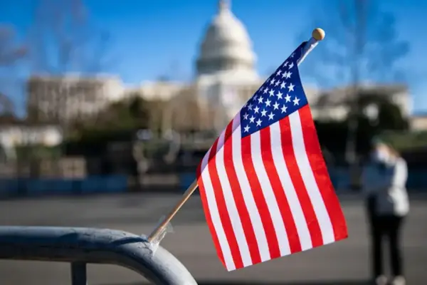 নিষেধাজ্ঞার পরিধি বাড়াতে যাচ্ছে যুক্তরাষ্ট্র।