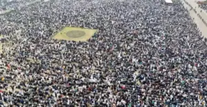 বিএনপি চেয়ারপারসন ও সাবেক প্রধানমন্ত্রী খালেদা জিয়ার জানাজা বেলা ৩টা ৫ মিনিটে সম্পন্ন হয়েছে।