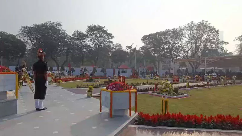 কলকাতায় যথাযোগ্য মর্যাদায় উদযাপিত হয়েছে বাংলাদেশের ৫৫তম বিজয় দিবস।