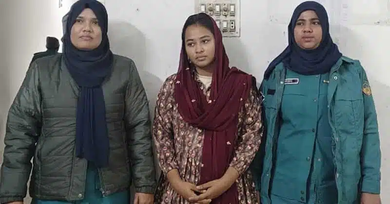 আলোচিত ‘জুলাইযোদ্ধা’ তাহরিমা জান্নাত সুরভীকে গ্রেপ্তার করেছে পুলিশ।