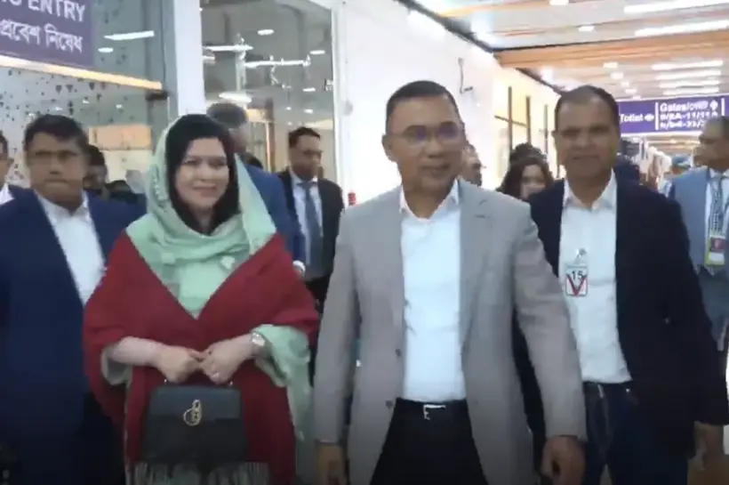 দীর্ঘ ১৭ বছর পর দেশে ফিরেছেন বিএনপির ভারপ্রাপ্ত চেয়ারম্যান তারেক রহমান।