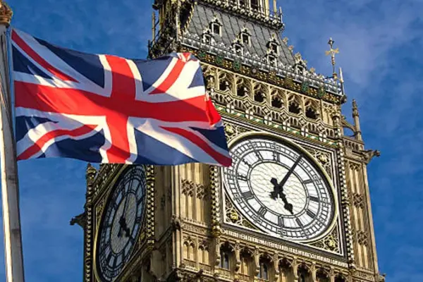 সবচেয়ে ঝুঁকিতে থাকা গোষ্ঠীর মধ্যে রয়েছেন ভারতীয়, পাকিস্তানি ও বাংলাদেশি বংশোদ্ভূত ব্রিটিশ নাগরিকরা।