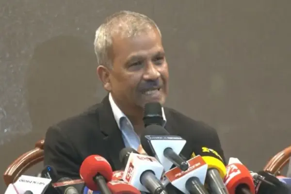 উপদেষ্টা পরিষদে জুলাই যোদ্ধাদের দায়মুক্তি আইন অনুমোদন পেয়েছে বলে জানিয়েছেন আসিফ নজরুল।