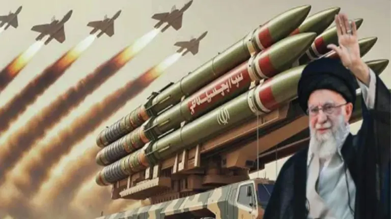 যুদ্ধবিমান, অস্ত্র ও ইরানের সর্বোচ্চ ধর্মীয় নেতা খামেনি।